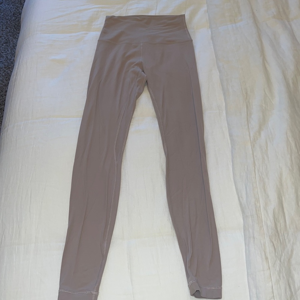 LULU LIGHT PURPLE SIZE 4 wunder SOFT leggings